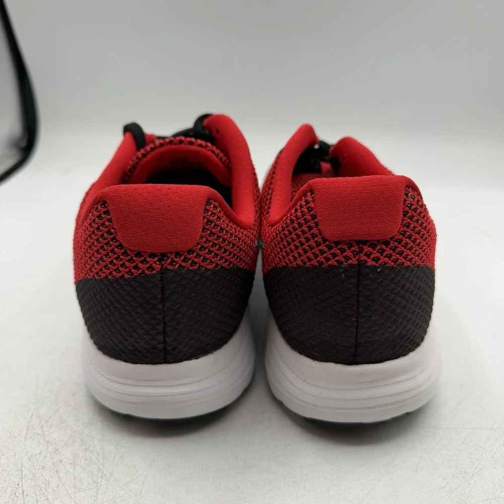Nike Revolution 3 Running Shoes Mens 9.5 Black/University Red Sneaker 819300-600